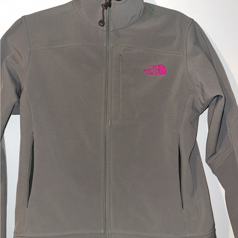 The North Face Gray Ski Jacket with Fleece Material and Full-Length Zipper